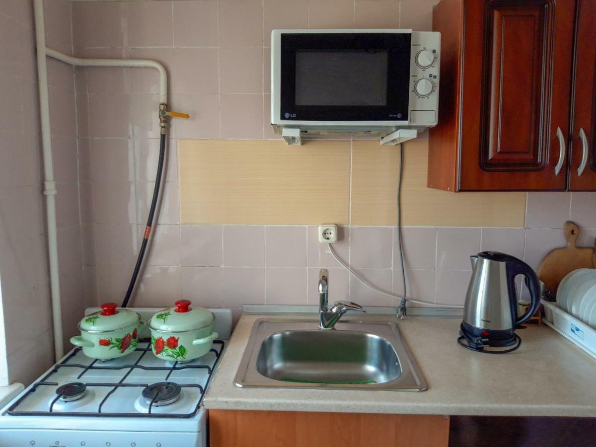 Apartment On Livoberezna Metro Station Kijev Kültér fotó