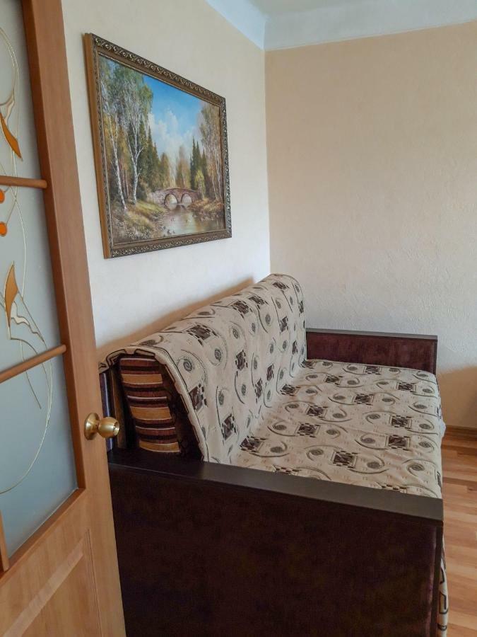 Apartment On Livoberezna Metro Station Kijev Kültér fotó
